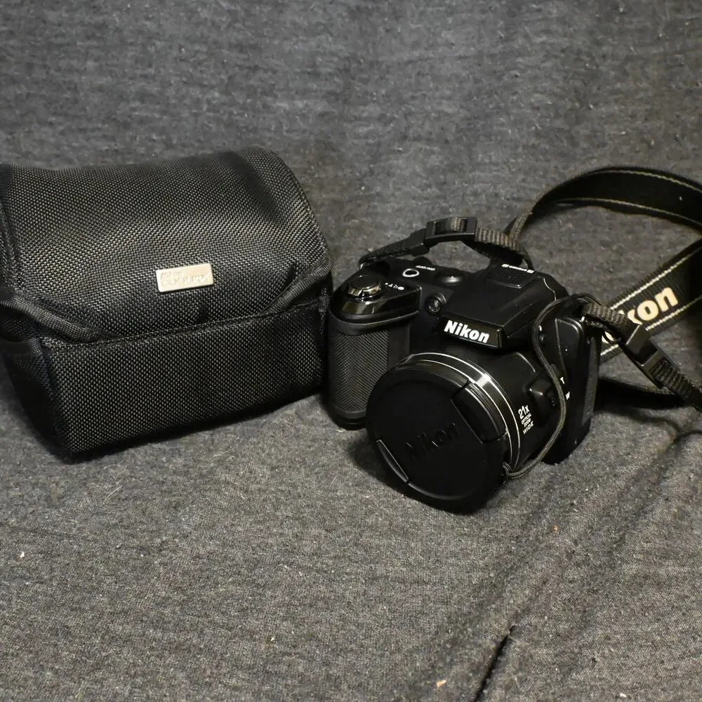 Nikon COOLPIX L120 14.1MP 21x Zoom Digital Camera TESTED